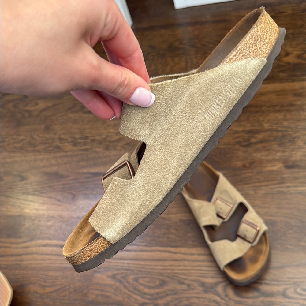 Women’s Birkenstocks - Picture 5 of 6